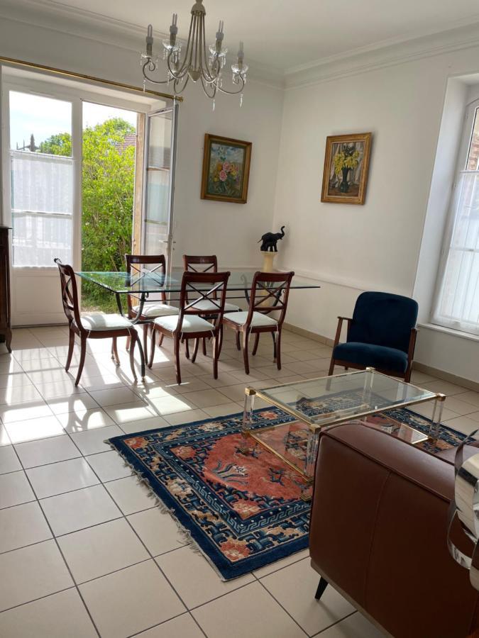 Gite Les Minimes Avallon Exteriér fotografie