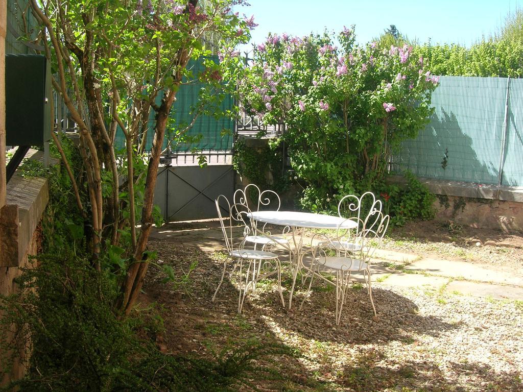 Gite Les Minimes Avallon Exteriér fotografie